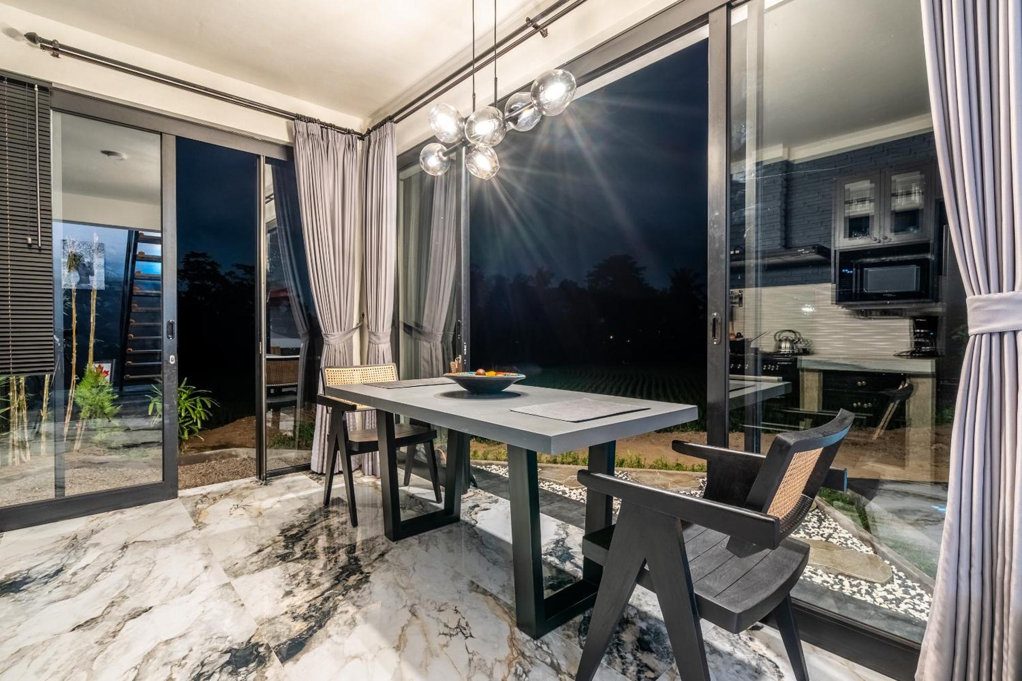 Maple Ridge Ubud Villas ภายนอก รูปภาพ